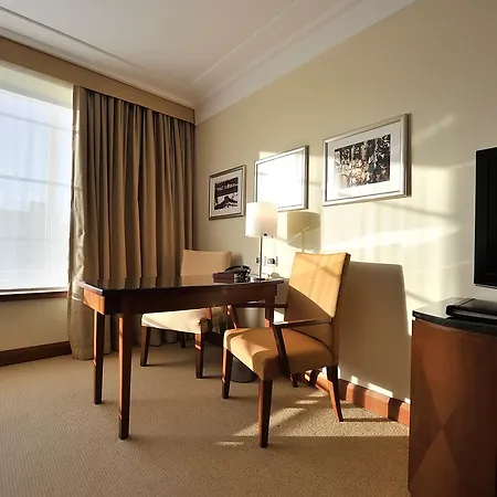 Otel Regent Varşova